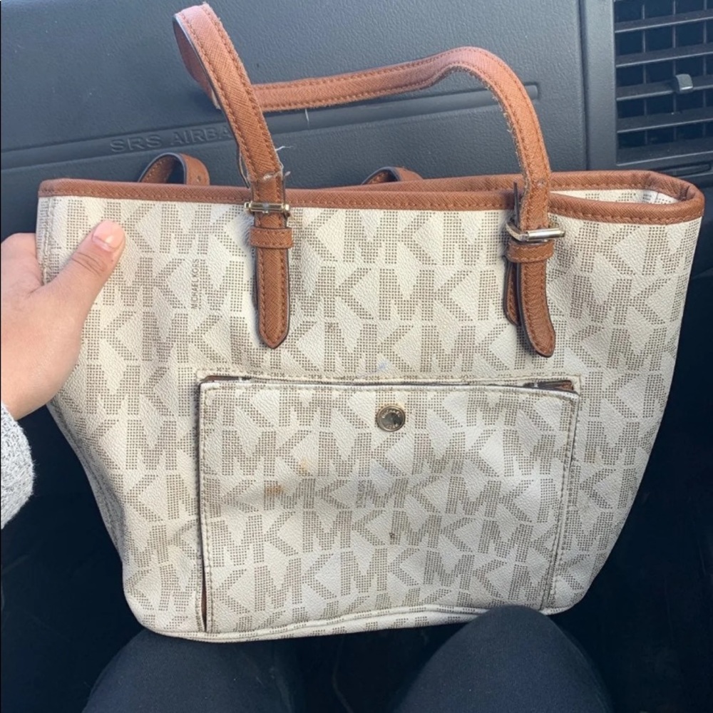 Michael Kors purse